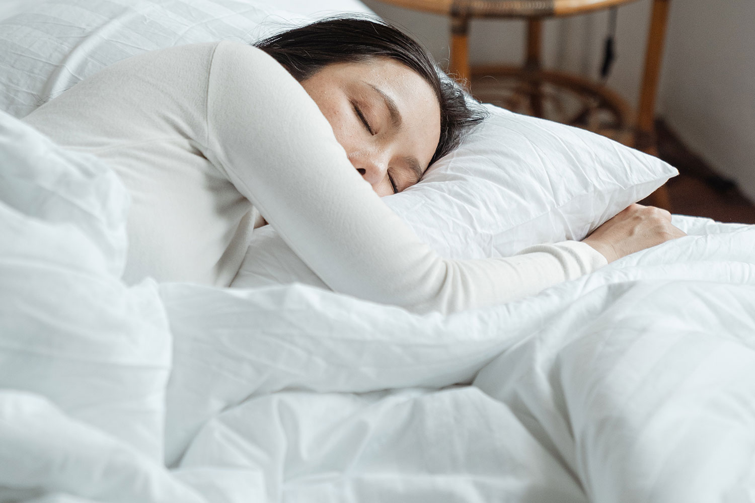 Cum vă influențează salteaua ciclul de somn